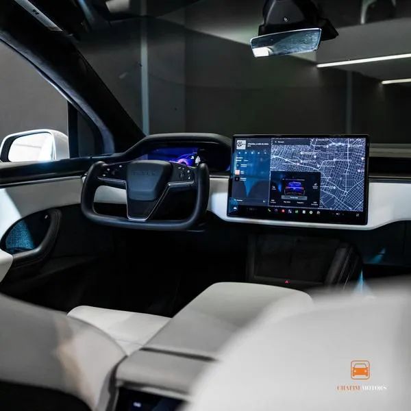 Tesla Model X Plaid Eletrico, foto 18 de 20