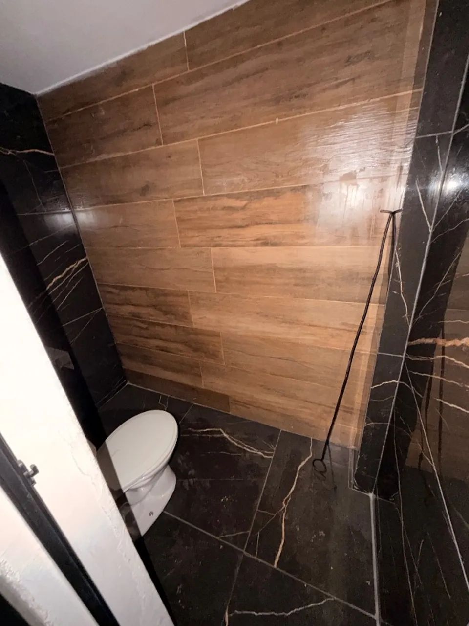 Alugamos essa loja no Centro de Vilar dos Teles / impecável! - Foto 3