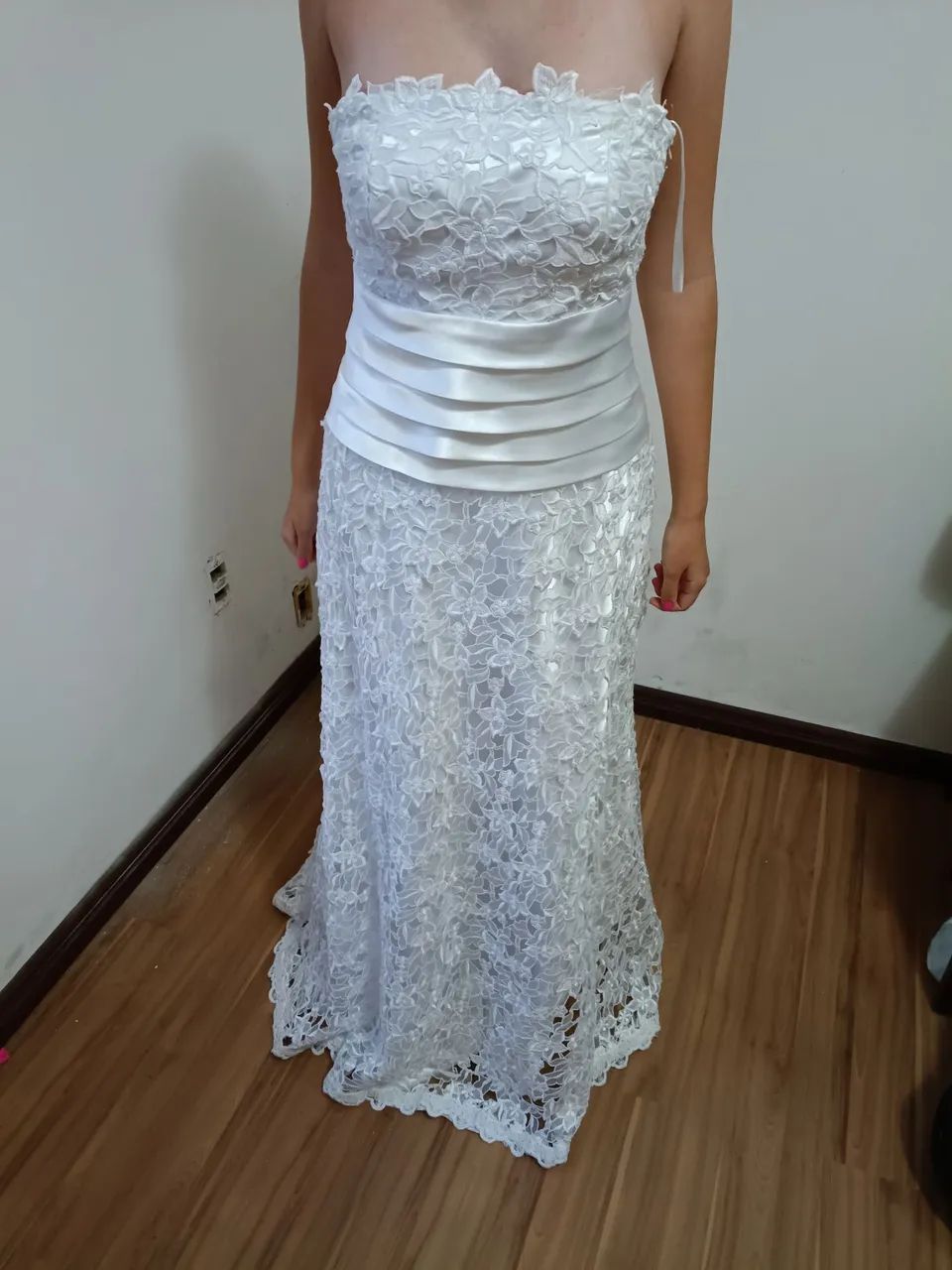Vestido branco . - Foto 2