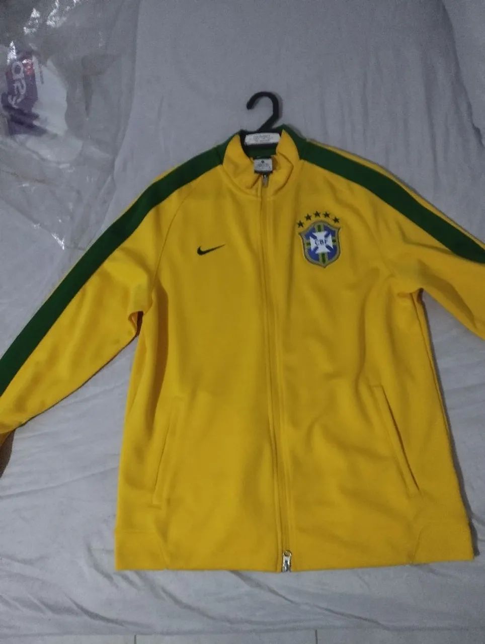 Vendo Jaqueta Seleção Brasileira Copa  2014 semi nova  - Foto 3