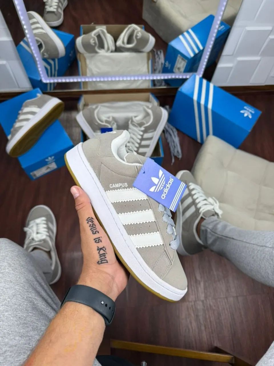 ADIDAS CAMPUS cinza  com 2 cadarços Linha Premium  - Foto 2