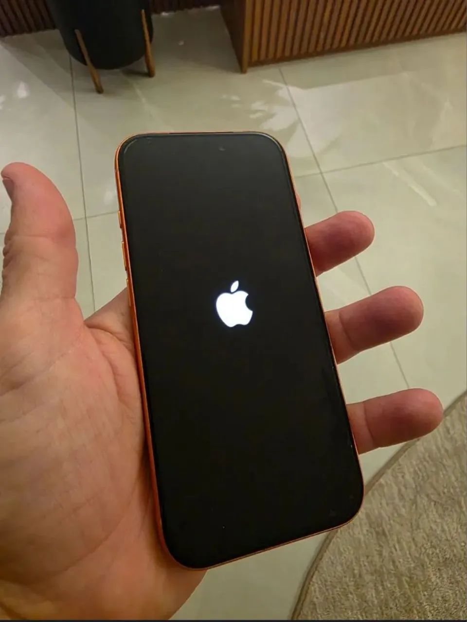 iPhone 17 Pro Laranja - Bateria 100% - So venda  - Foto 3