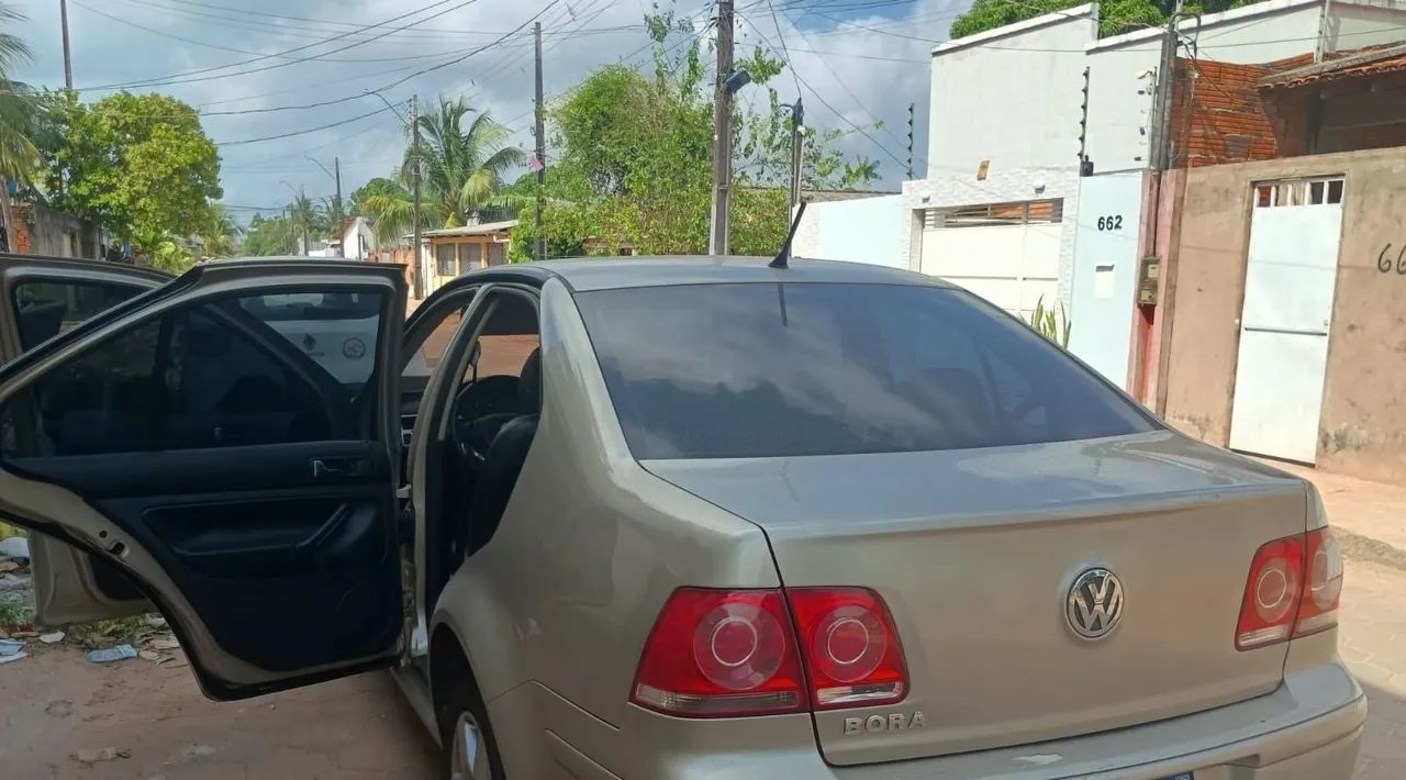 Vendo carro bora completo automático  - Foto 2