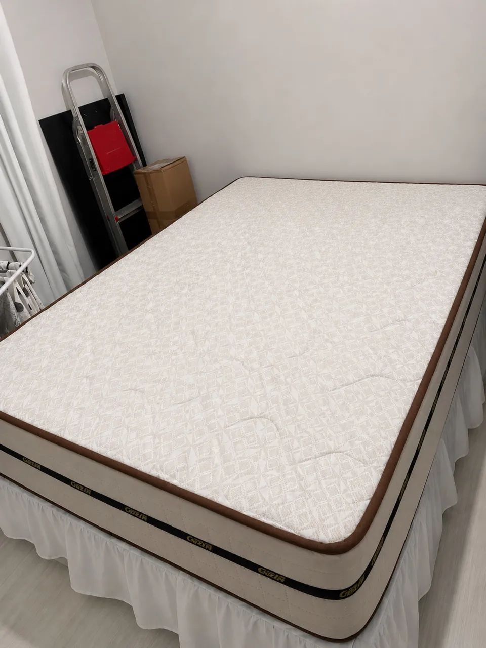 Vende-se cama king 