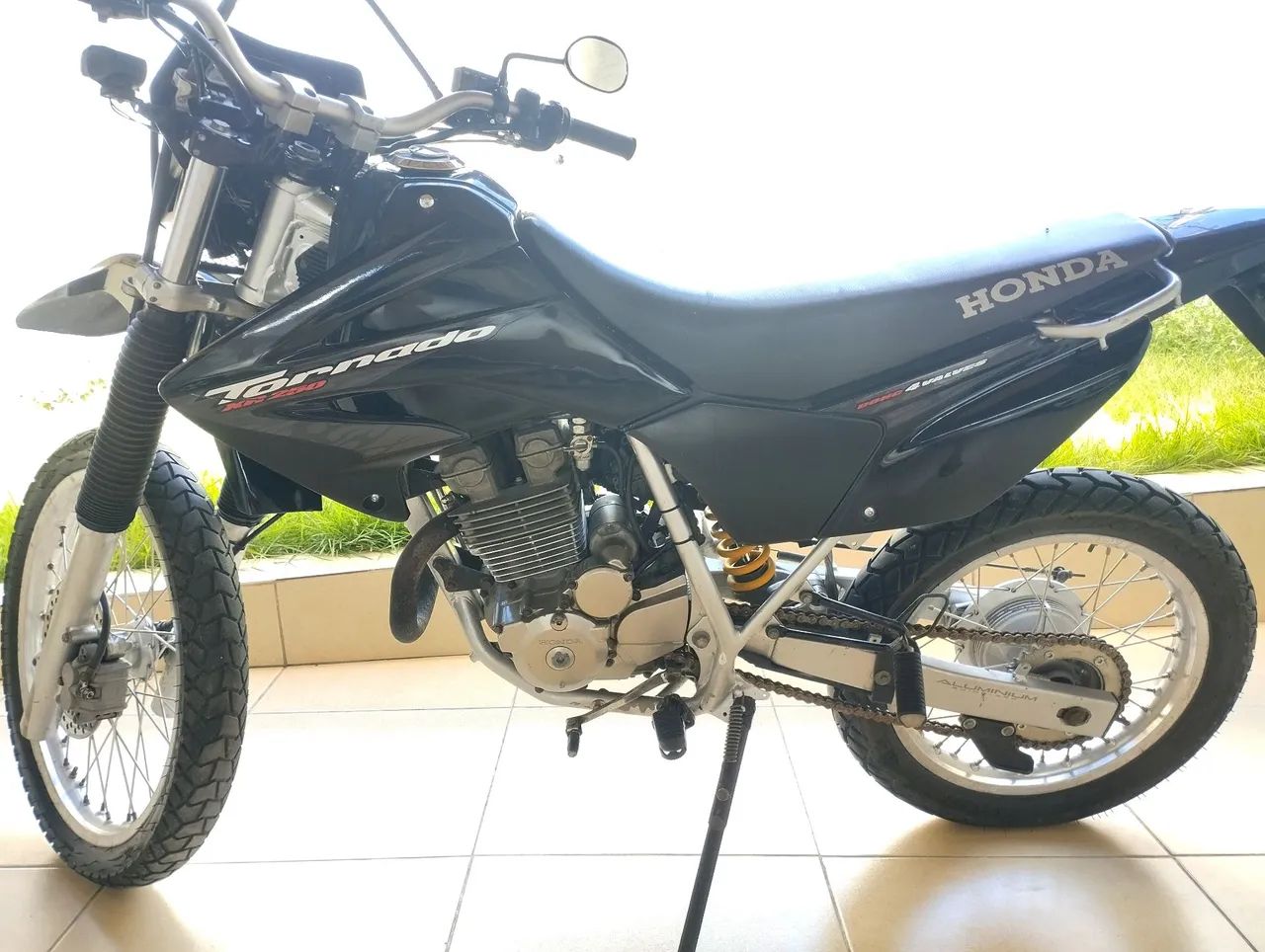 Tornado 250  - Foto 3