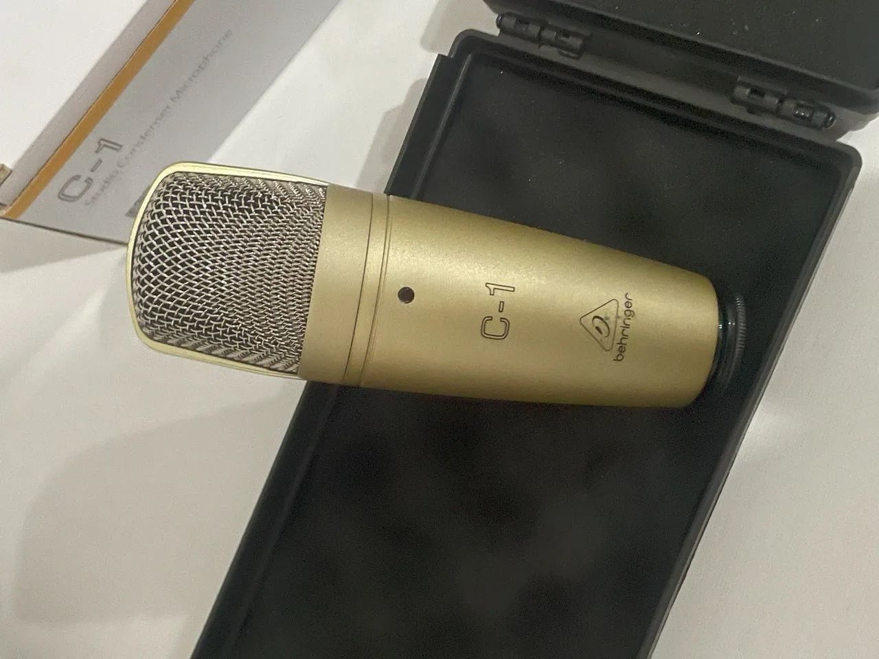 Microfone Condensador Behringer C-1 (Com Maleta)