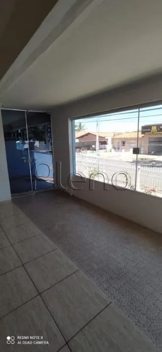 Casa à venda em Valinhos, Jardim Santana, com 3 quartos, com 182 m² - Foto 2