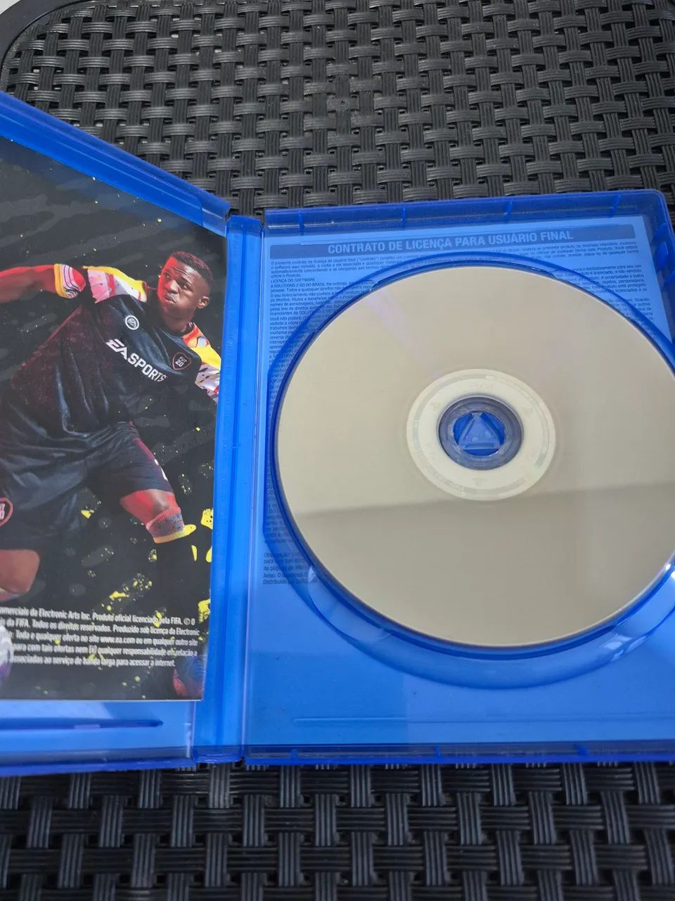 FIFA 20 - PS4 - Foto 3
