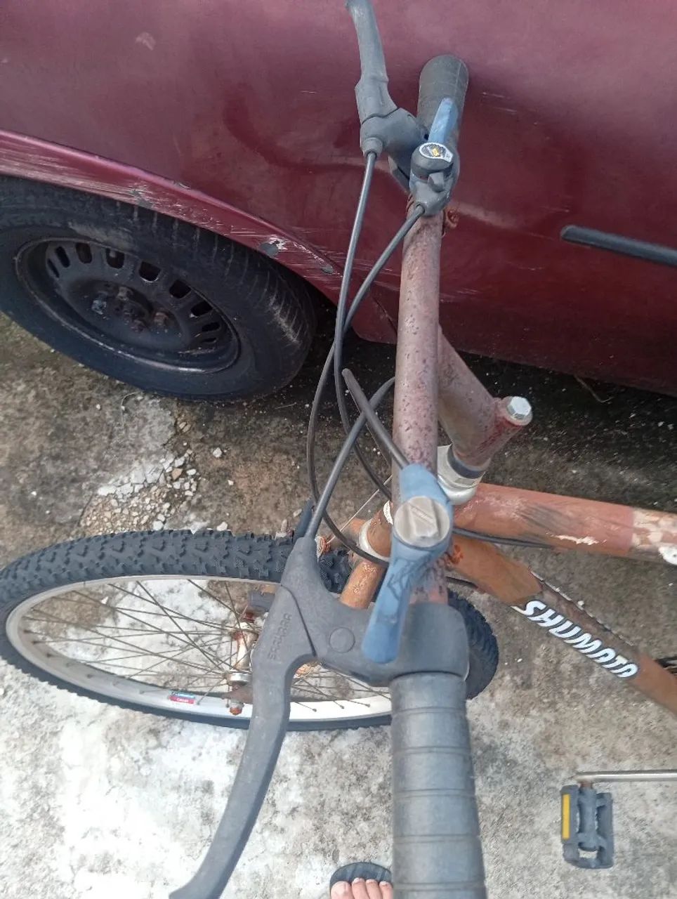 Bicicleta aro 26 18 marchas - Foto 2