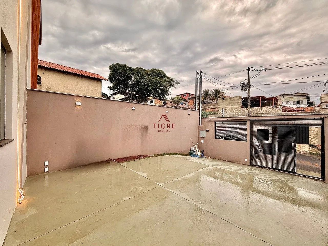 Casa com 3 Quartos à Venda, 180m² - Foto 3