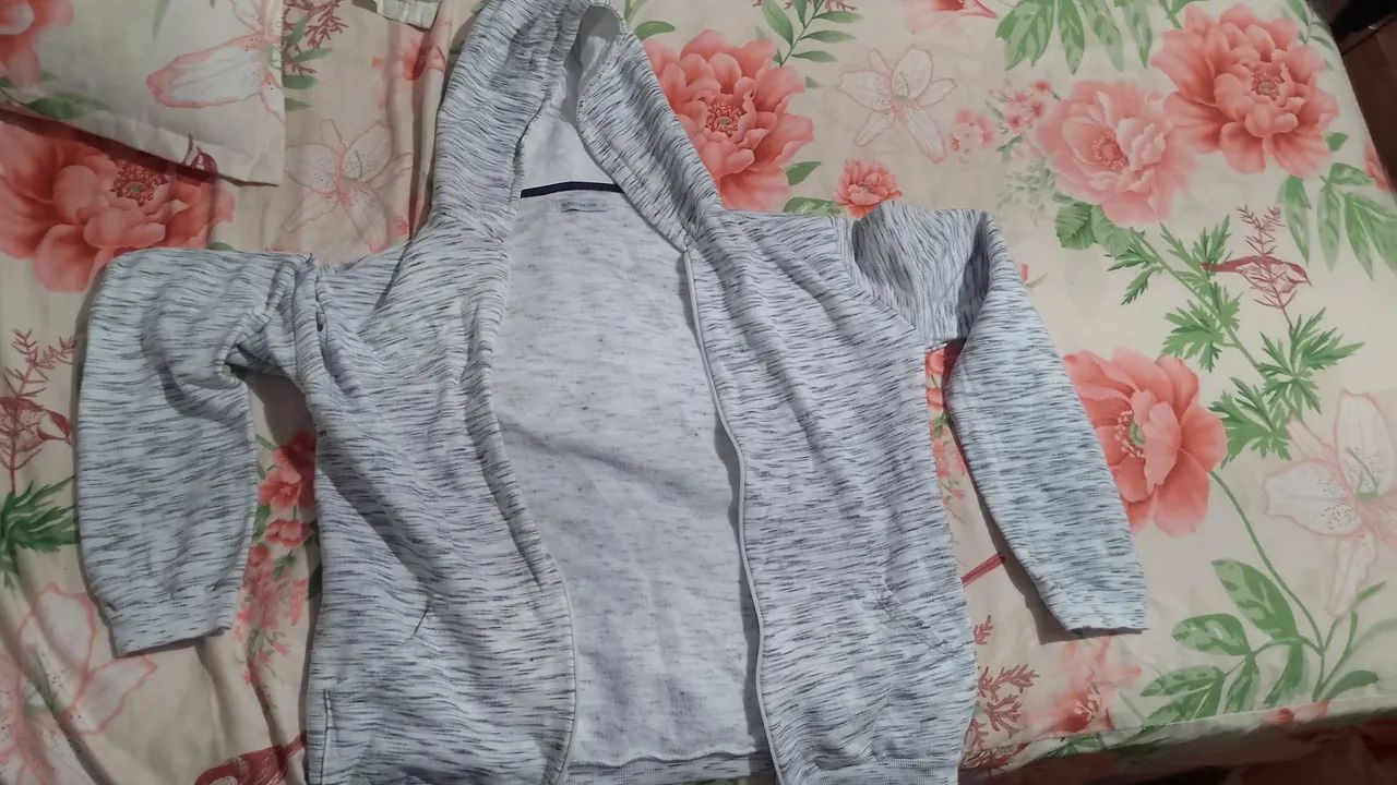 Vendas de roupas e objetos 