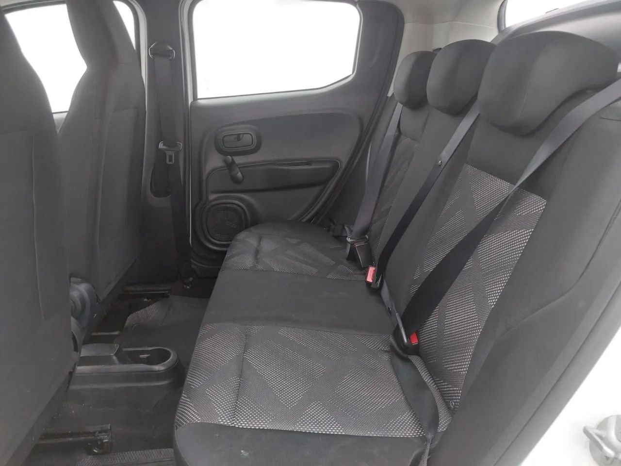 Fiat Mobi LIKE 1.0 Fire Flex 5p., foto 17 de 18