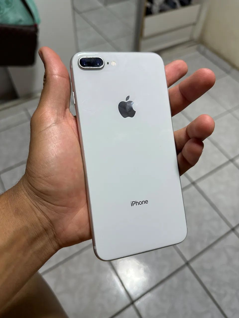 IPHONE 8 PLUS - IMPECÁVEL 