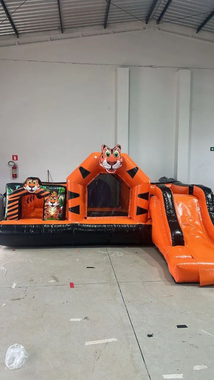 Locacao de brinquedos 