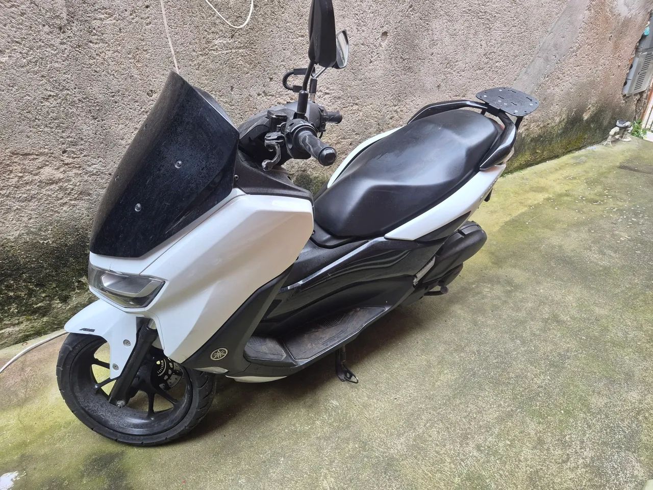 Nmax 2022 branca abs - Foto 3