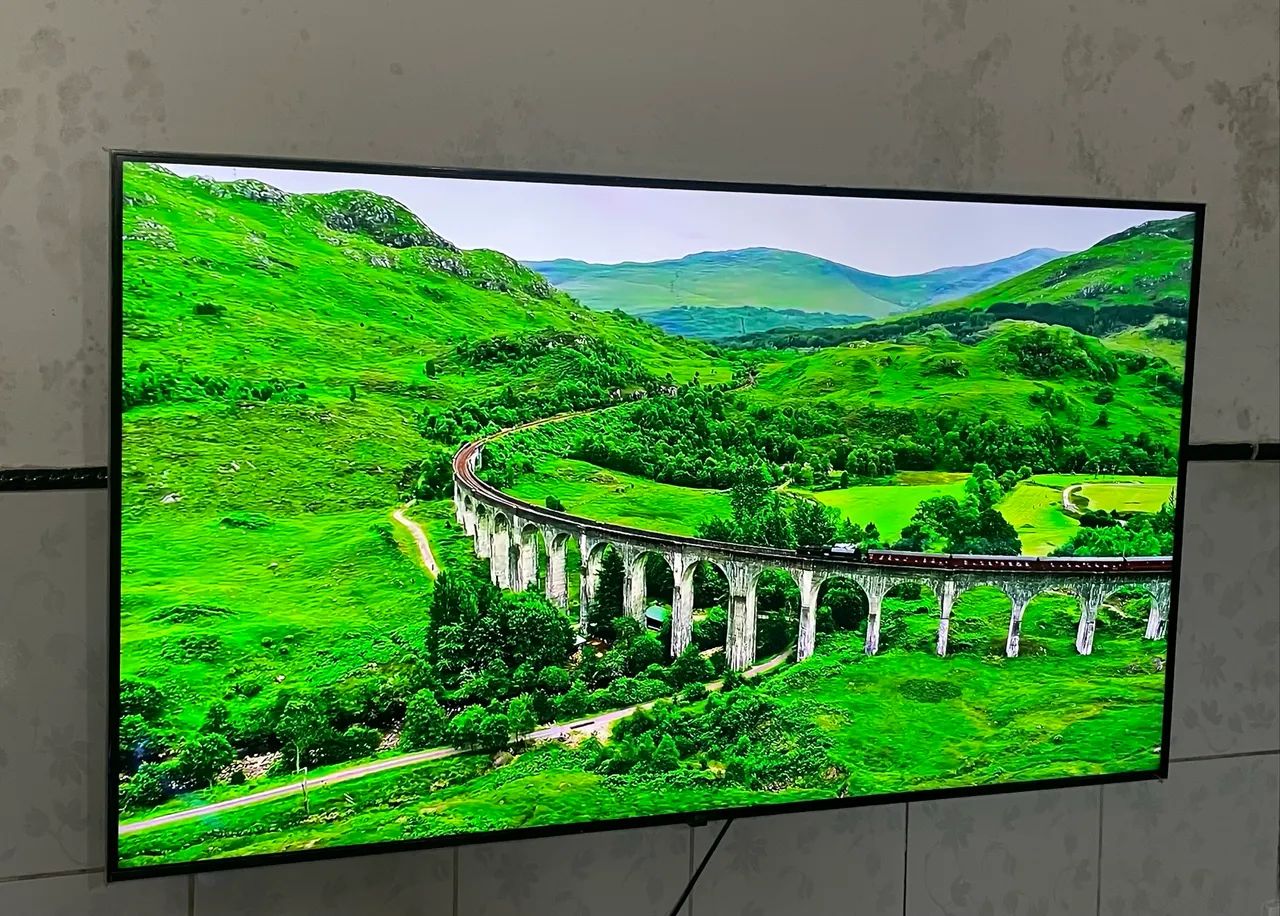 Smart Tv LG 65 Polegadas ( 4K ) - Foto 2