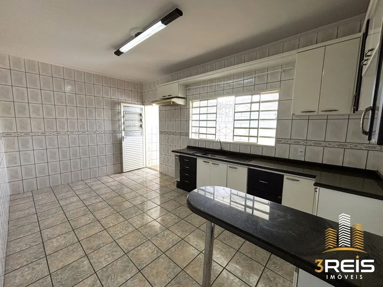 APARTAMENTO NO CENTRO COM 3 DORMITÓRIOS EM SOCORRO/SP - Foto 4