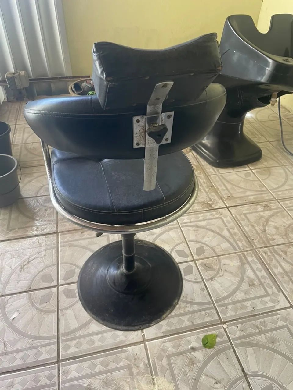 Cadeira e lavatório para  salão  - Foto 3