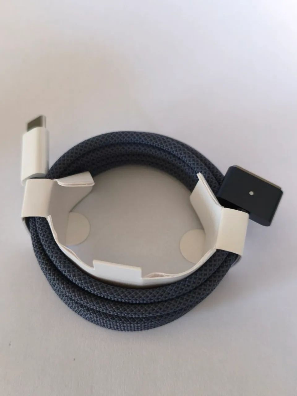 Cabo de USB-C para MagSafe 3 (2m) Apple A2363 - Foto 3