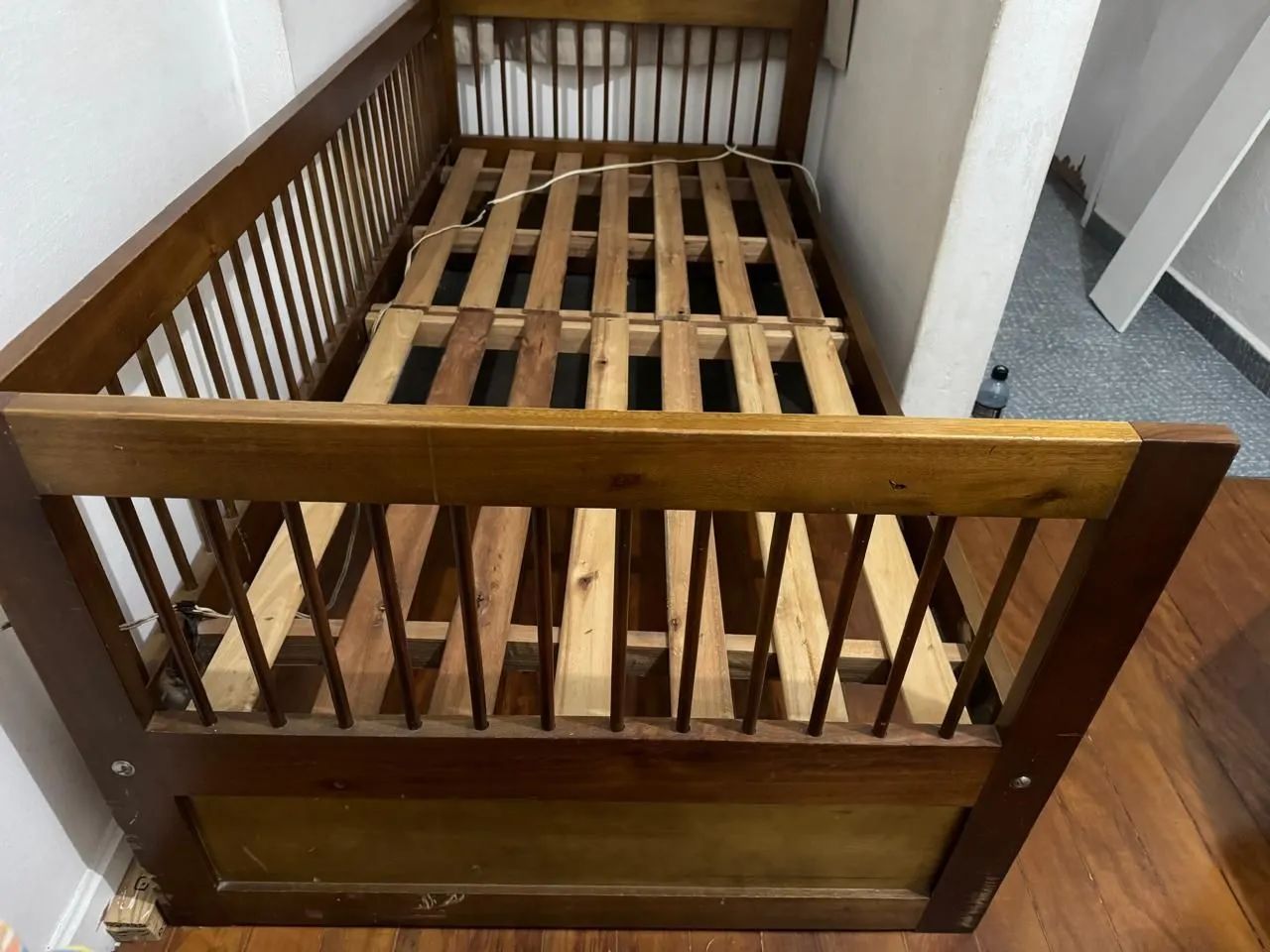 Cama Solteiro Madeira