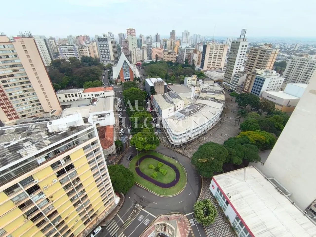 Sala Comercial para Locação no Edifício Oscar Fuganti no Centro de Londrina - Foto 2