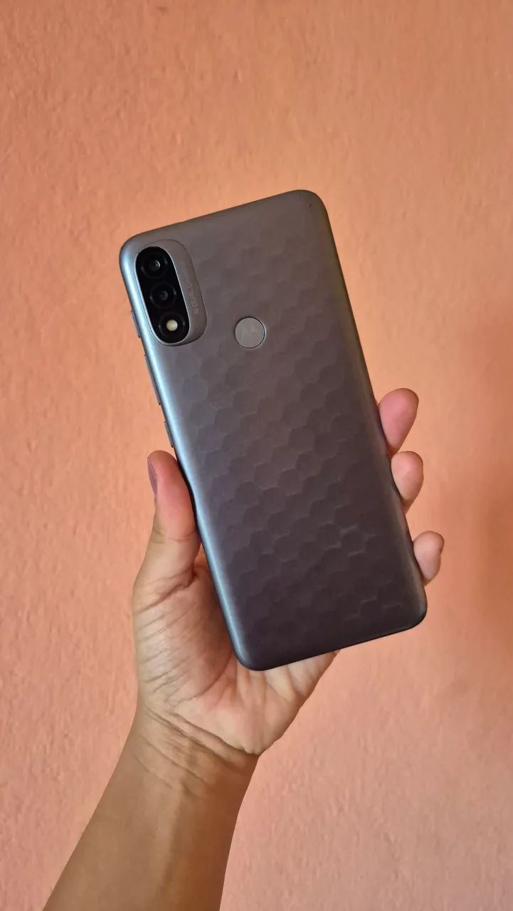 Celular Motorola Moto E20 Dual SIM - Muito Conservado - Foto 2