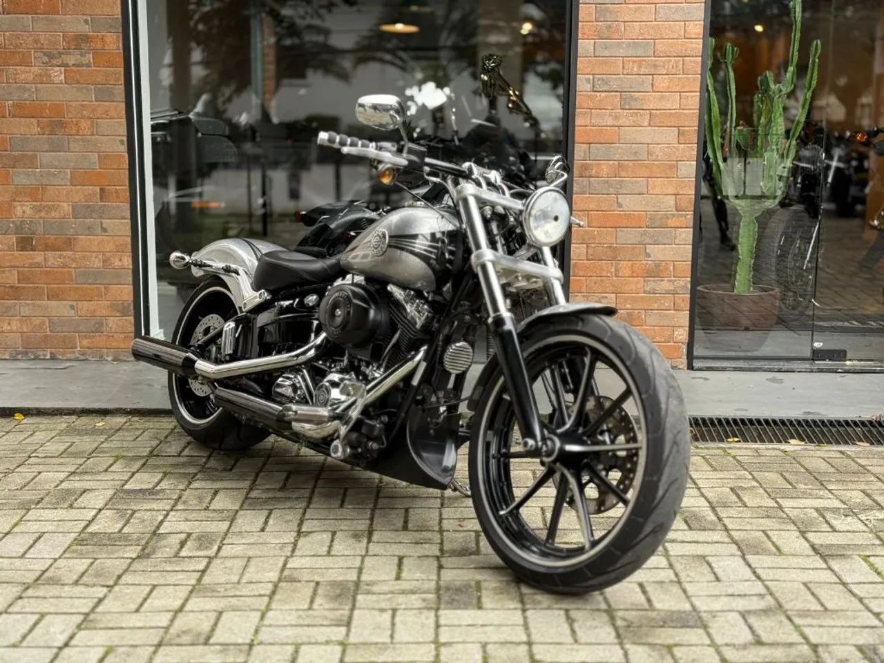 SOFTAIL BREAKOUT FXSB - Foto 2