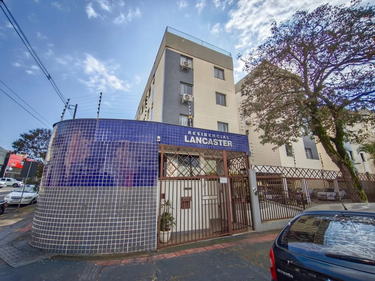 Apartamento para alugar com 3 quartos no Centro de Londrina