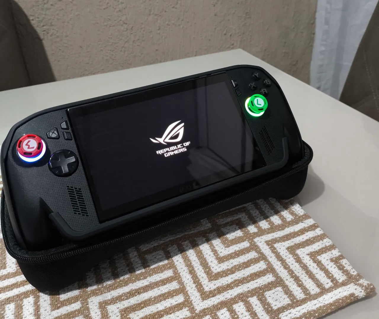 ROG Xbox Ally X | Console/PC portátil gamer - Foto 3