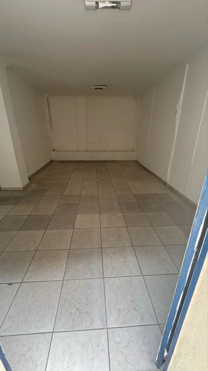 Alugo Ponto Comercial/ Av. Constantino Nery / 6 cômodos  - Foto 5