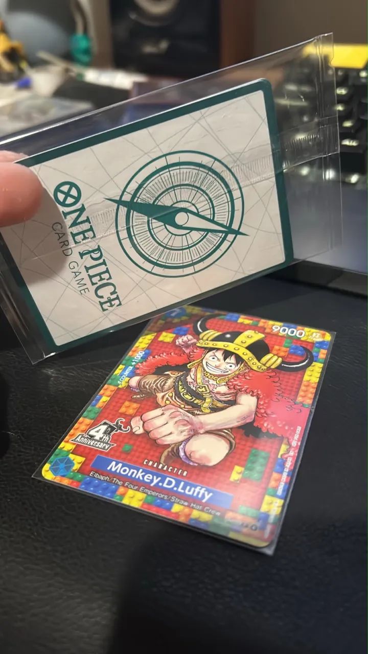 Combo 4th aniversary One piece tcg