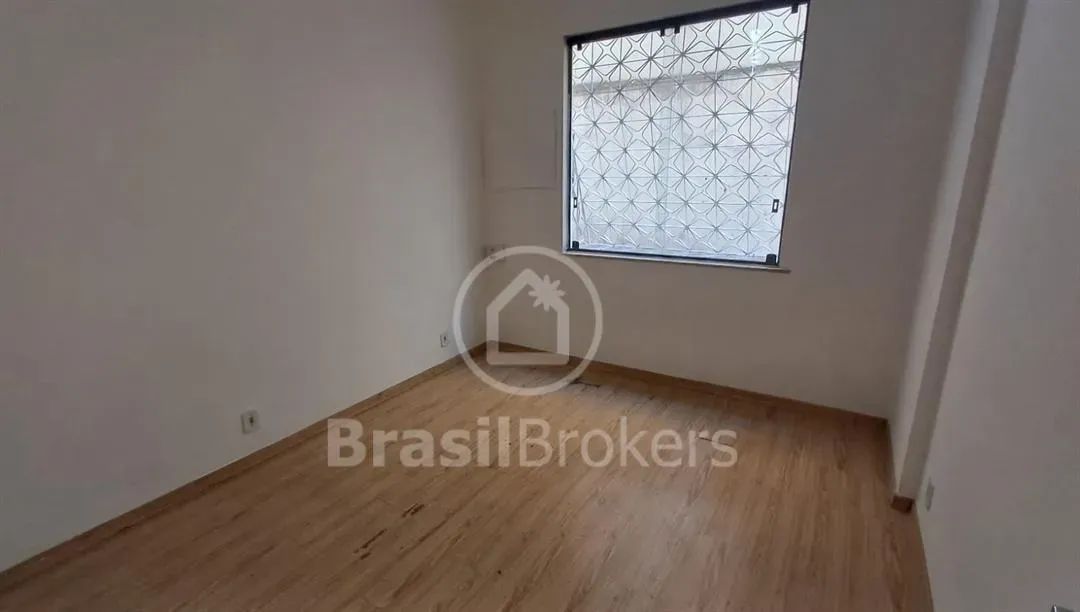 Apartamento - 53m² - Rua do Bispo