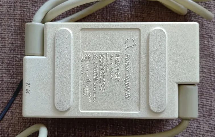 Fonte de Alimentação APPLE modelo A2M4017, para computadores APPLE IIC ( 2C ) - Testada - Foto 4