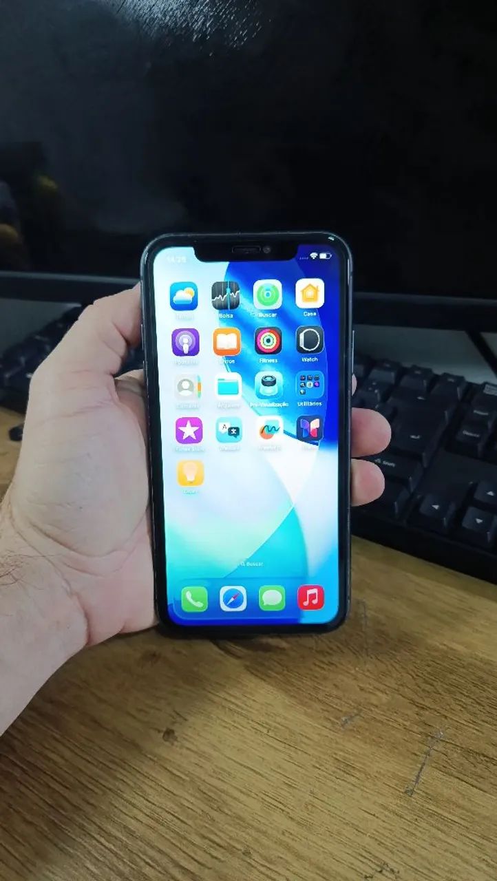 iPhone 11 impecável 