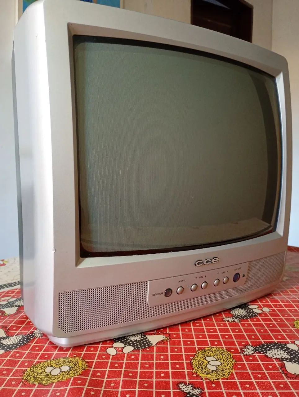 TV de 14 ' CCE