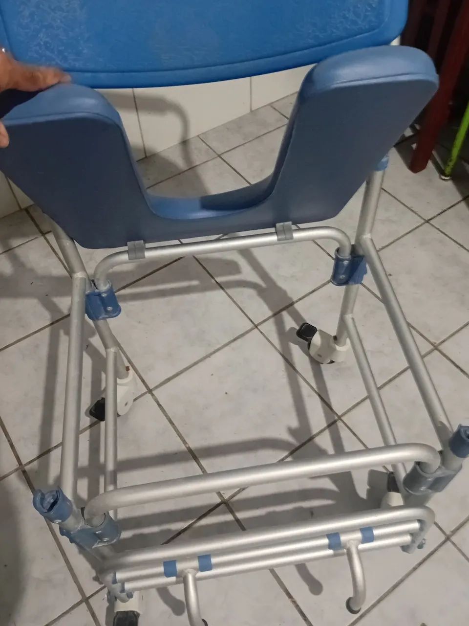 CADEIRA DE BANHO *DELLA MED* - Foto 3