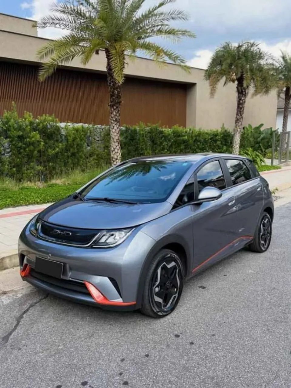 BYD Dolphin 2027