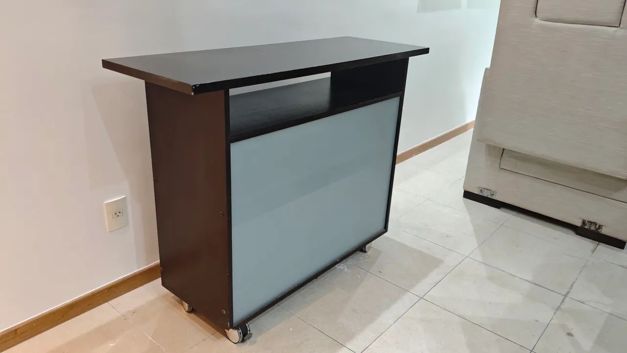 Balcão Caixa MDF vidro fosco
