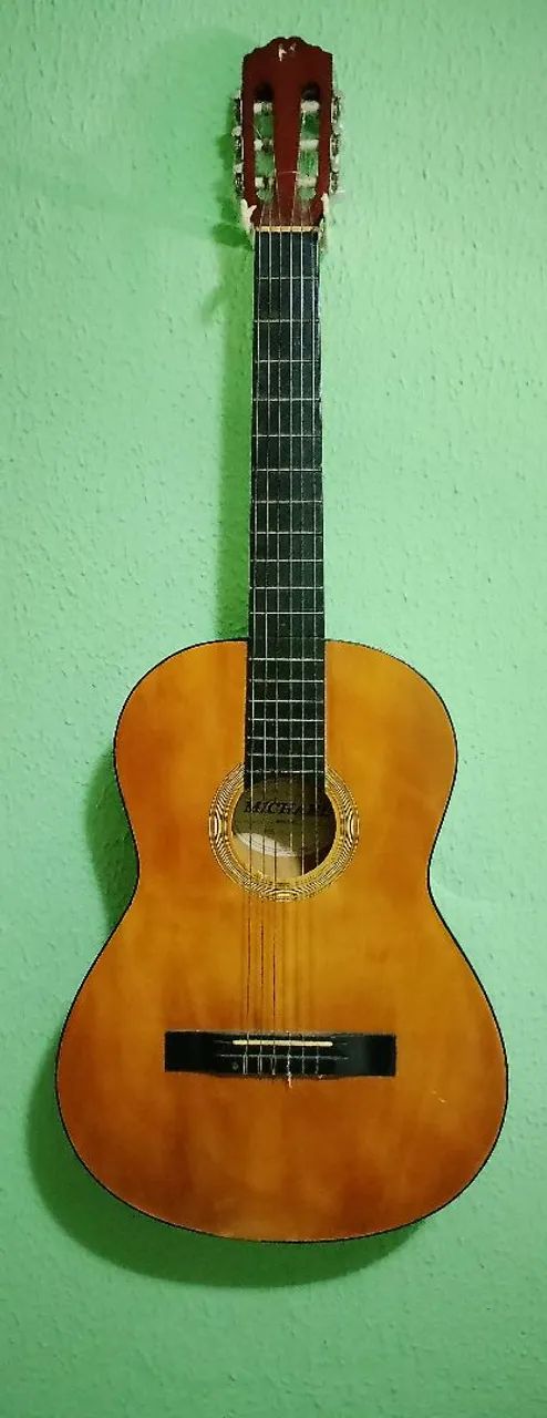 Violão marca Michael