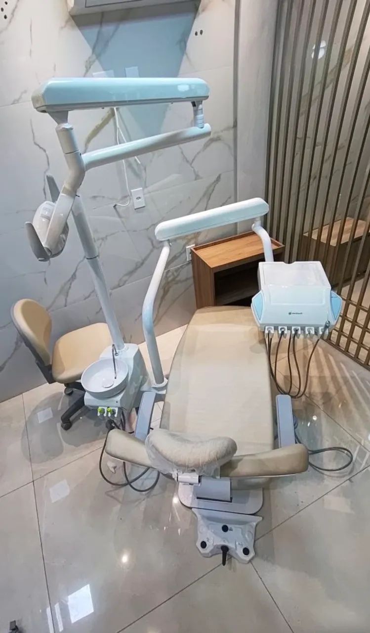 Cadeira odontológica evotech cl lsf novíssima  - Foto 2