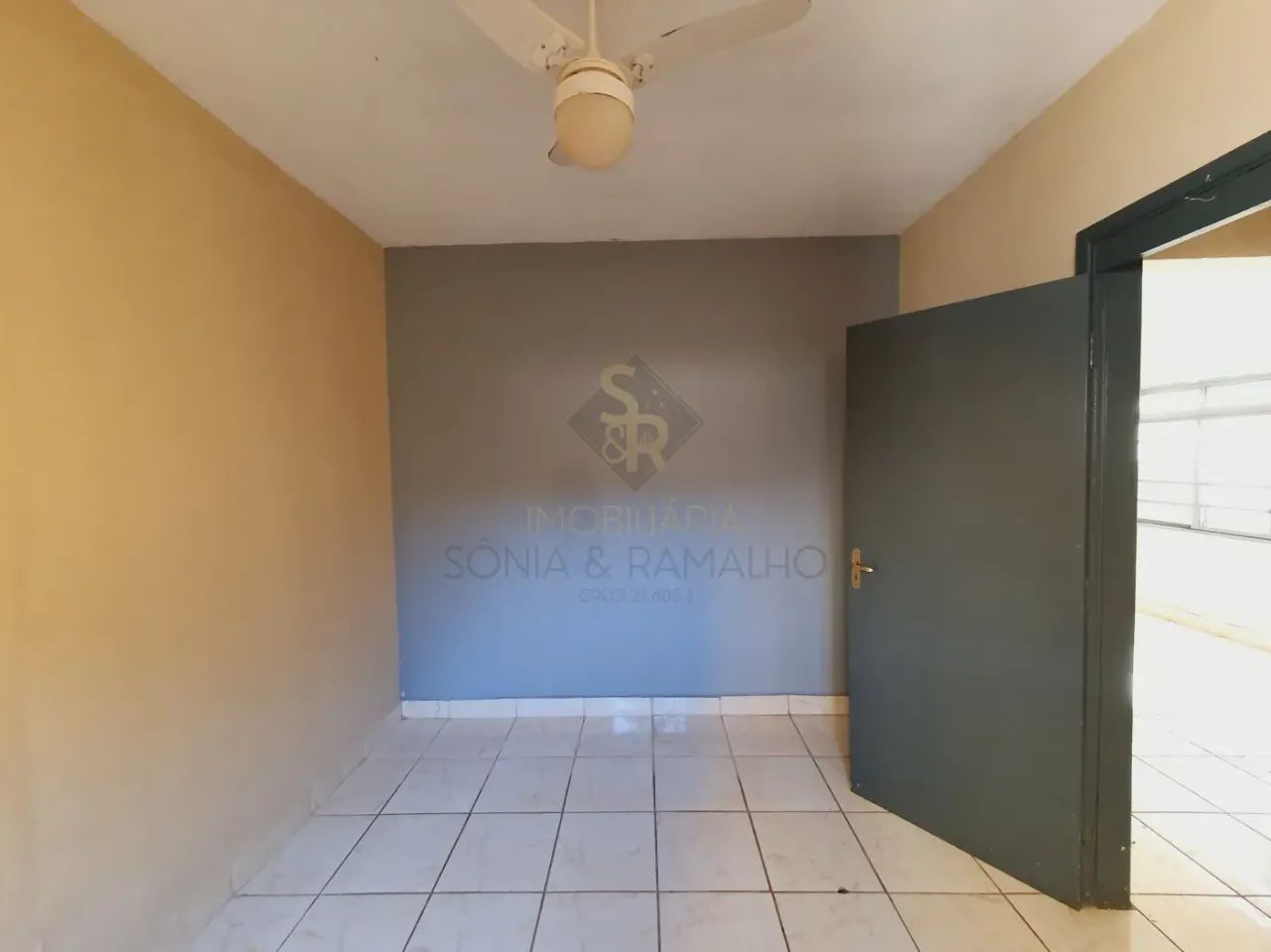 Casa Térrea para Locação no bairro Vila Tibério, em Ribeirão Preto - Foto 8