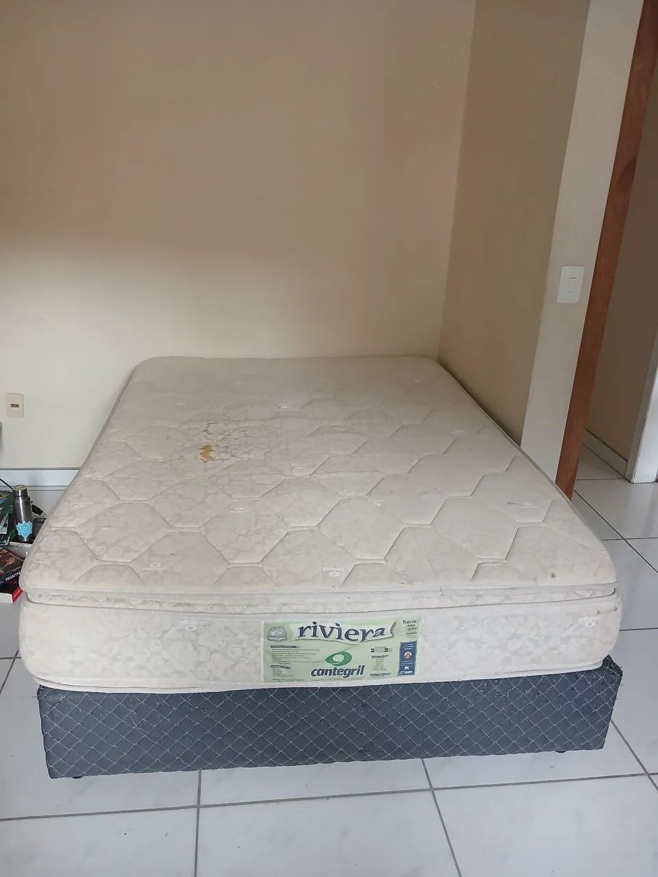 Cama Casal + Colchão Usado 