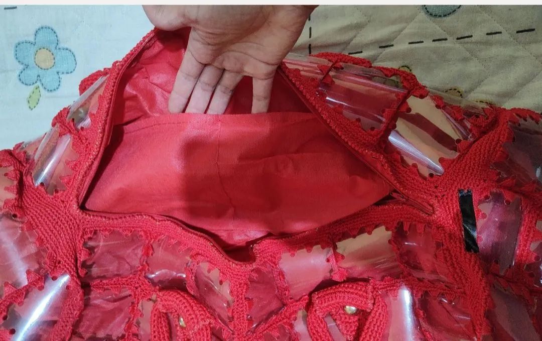 Bolsa mala em crochê e garrafa pet - Foto 3