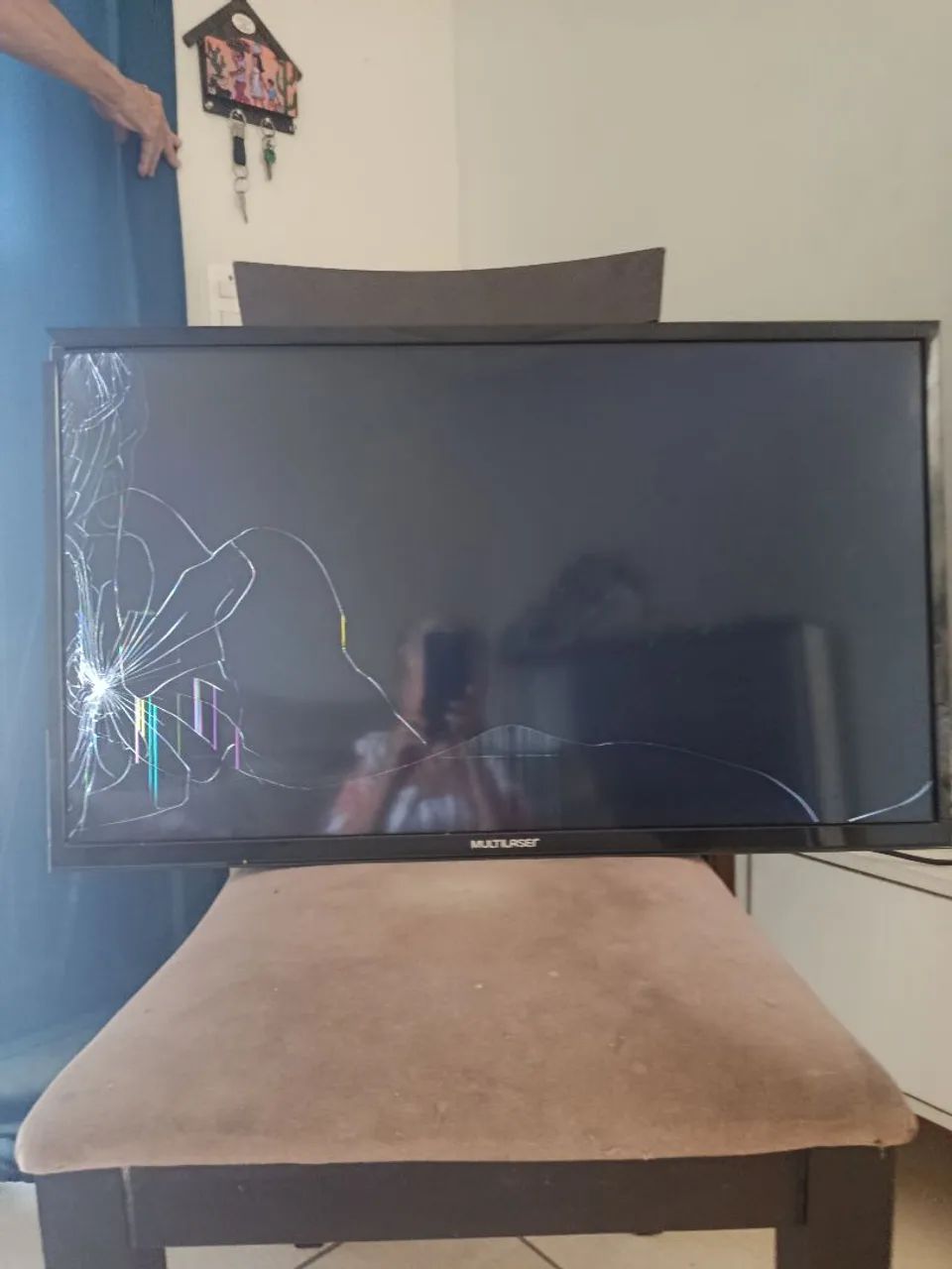 VENDO TV SMART 32 POLEGADAS "MARCA MULTILASER" PARA RETIRADA DE PEÇAS. - Foto 4