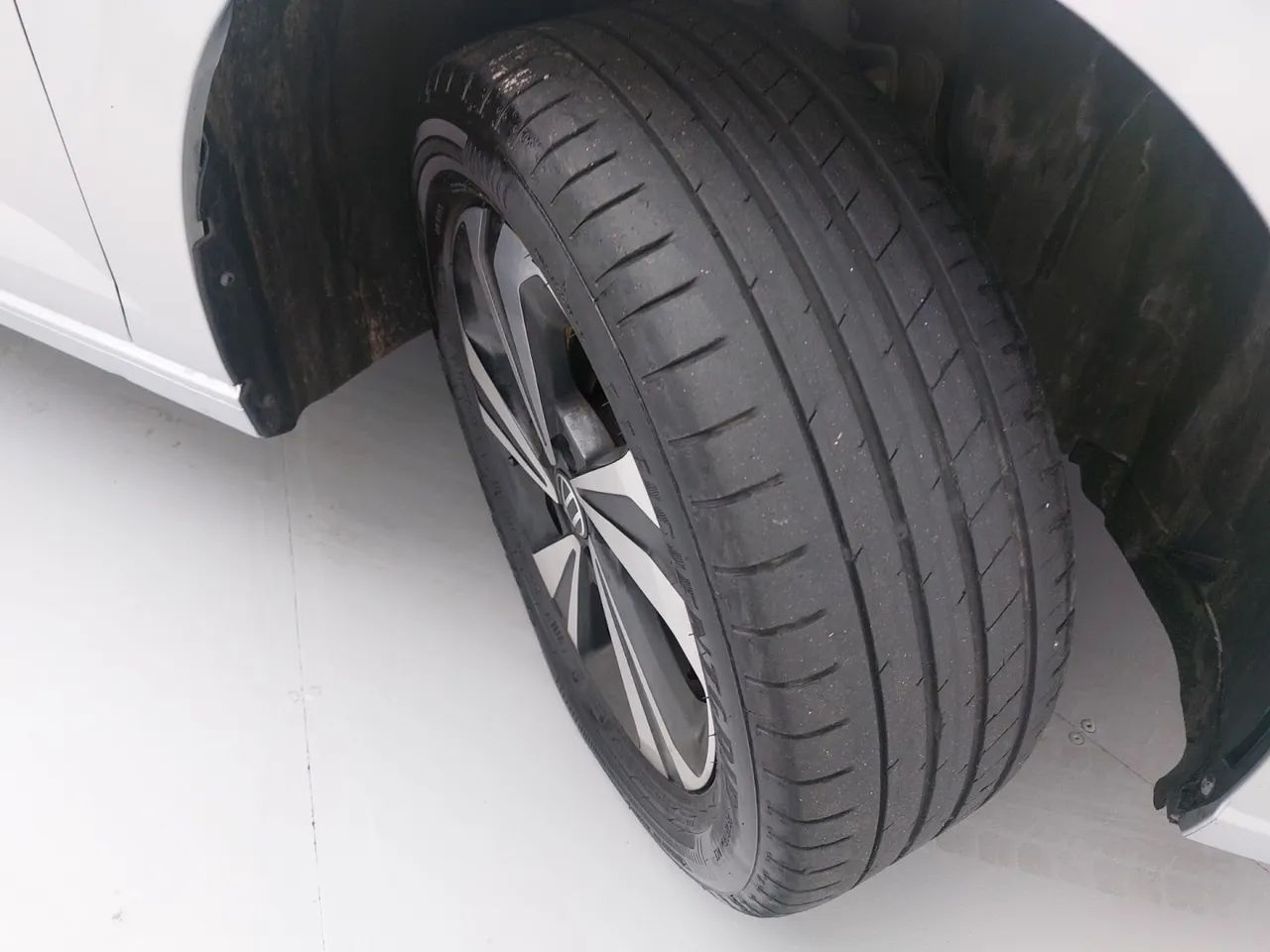 Volkswagen Virtus TSI 1.0 Flex 12V 4p Aut., foto 13 de 18
