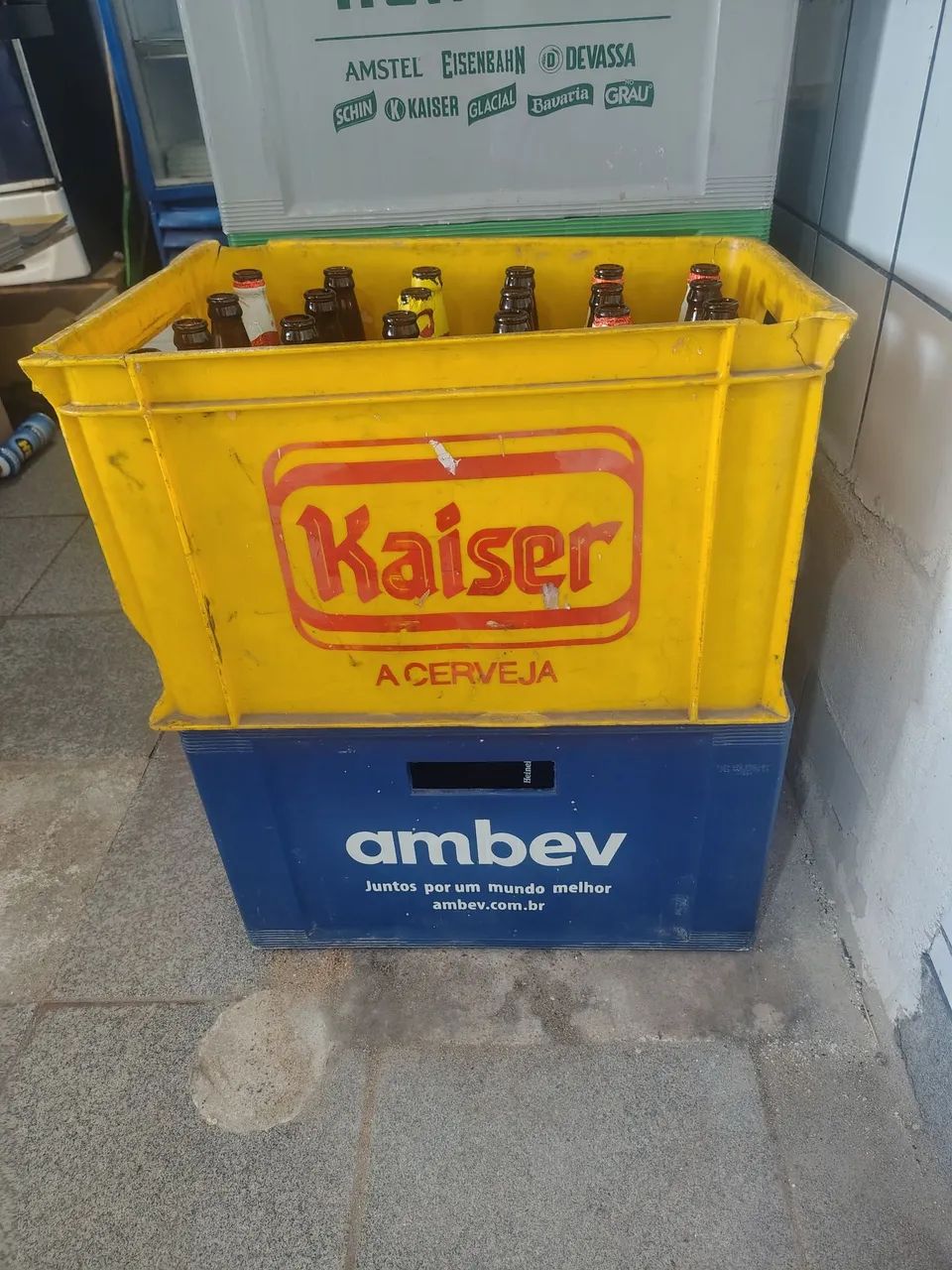 Vendo 50 caixa de cerveja 600 ML - Foto 3