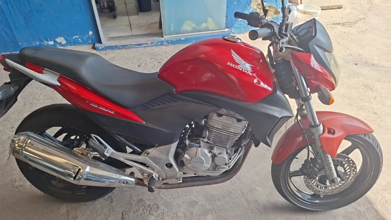 Honda CB 300R - Foto 2