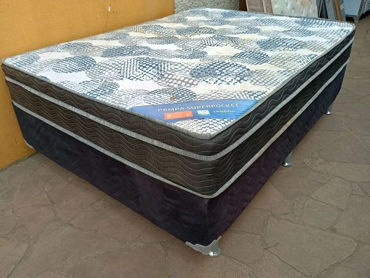 Conjunto box, tamanho casal.