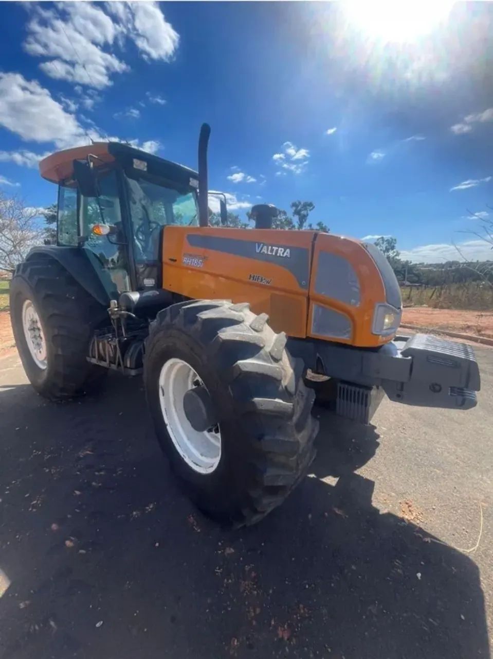 TRATOR VALTRA 185 PARCELADO