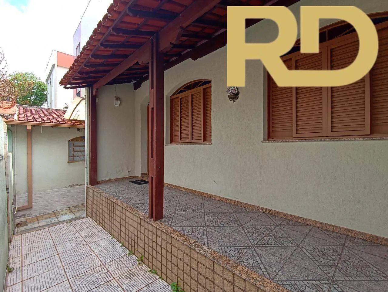 Casa Comercial no Esplanada de 03 quartos já montada